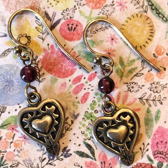 Silpada Sterling Silver Garnet Engraved Heart Earrings W0953 - Picture 4 of 13